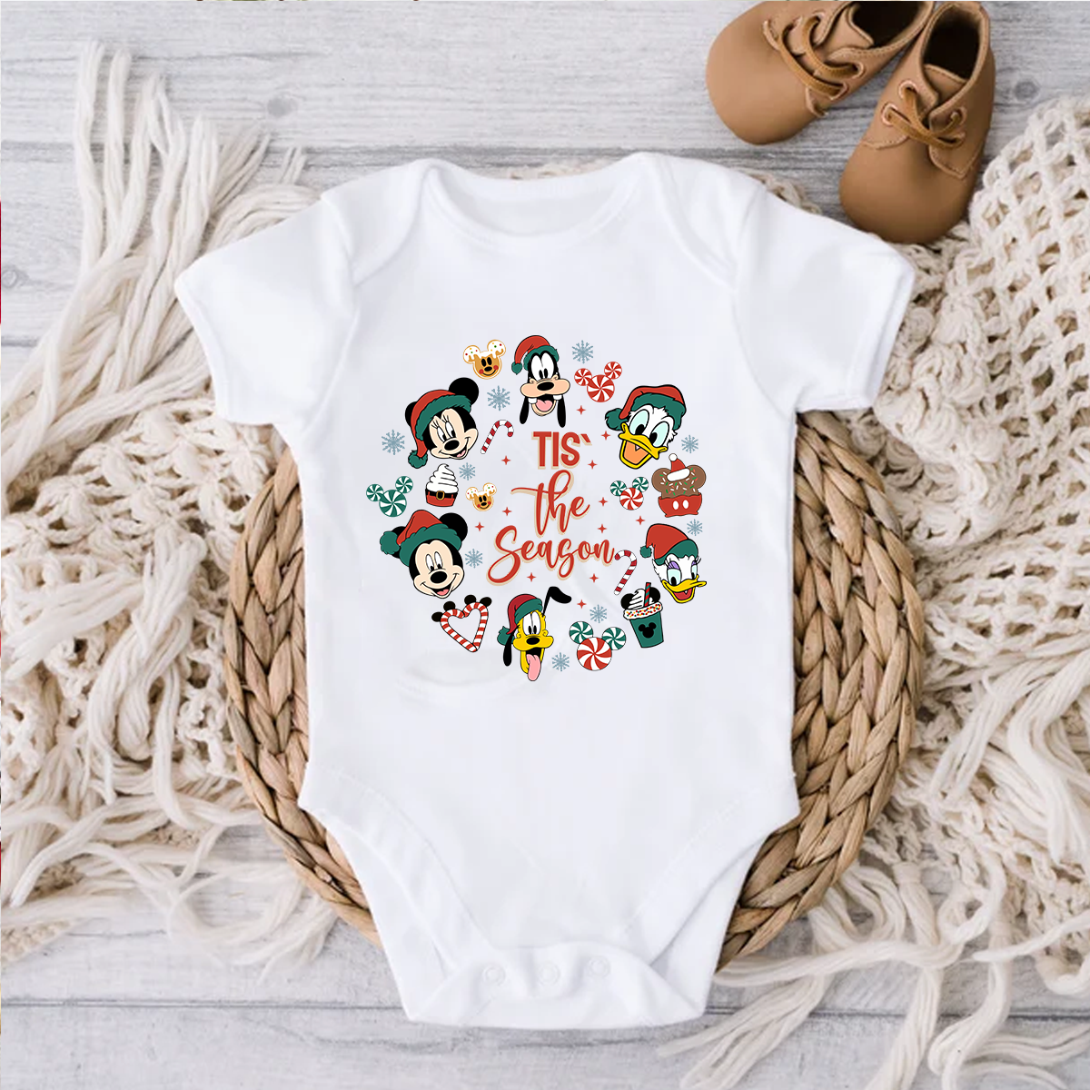 Tis The Season Christmas Wreath Sweatshirt! Kids & Adult sizes